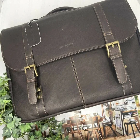 thumbnail image 2 of Samsonite Colombian Leather Flap-Over Old World Heritage Messenger Bag 2 of 12
